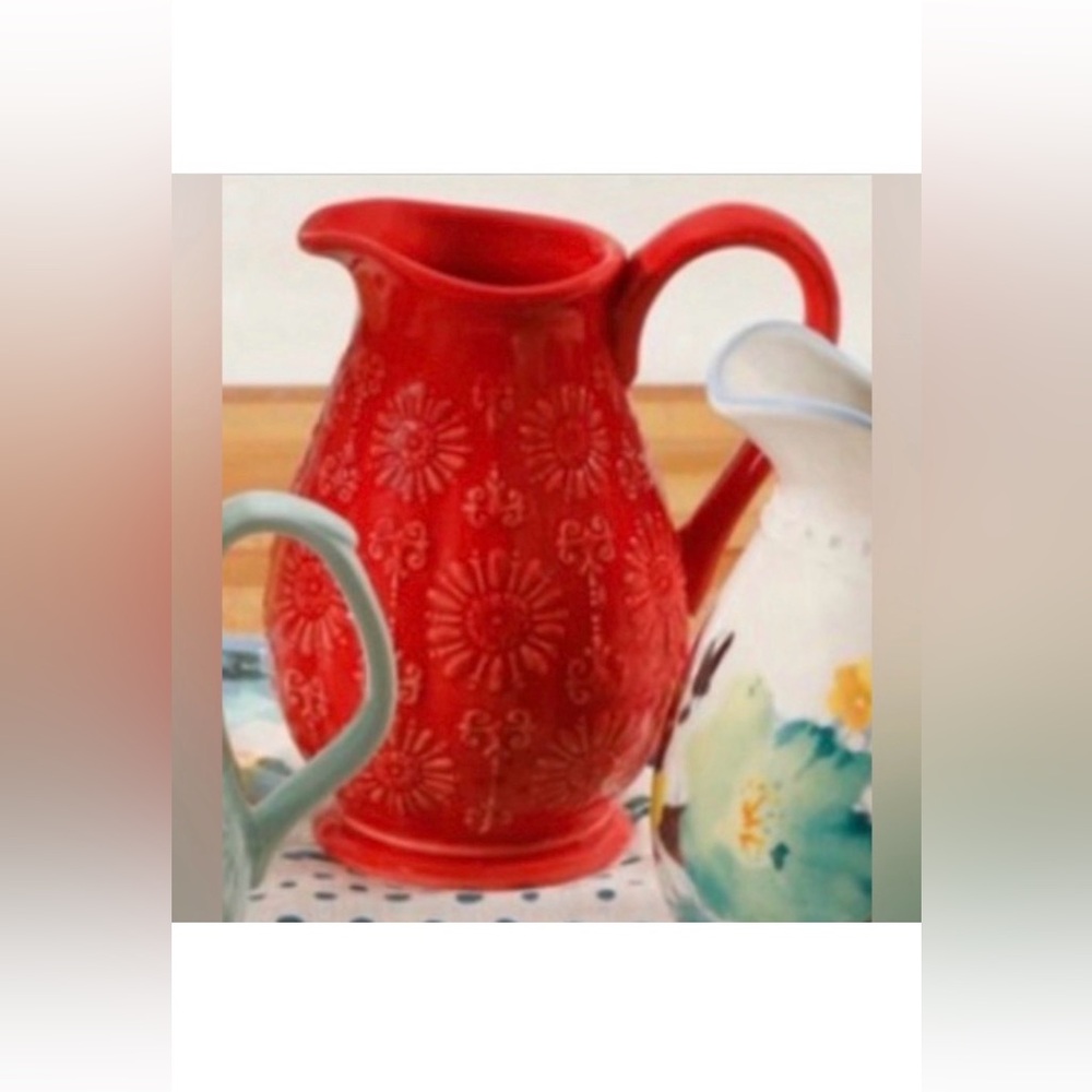 Rare 🌺 Pioneer Woman Red Floral Burst Mini Pitcher Creamer Stoneware 9.7 oz